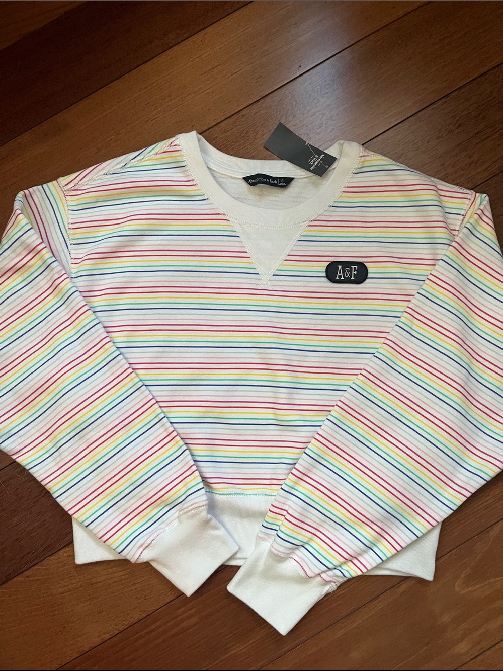 NWT Abercrombie Cropped Sweatshirt